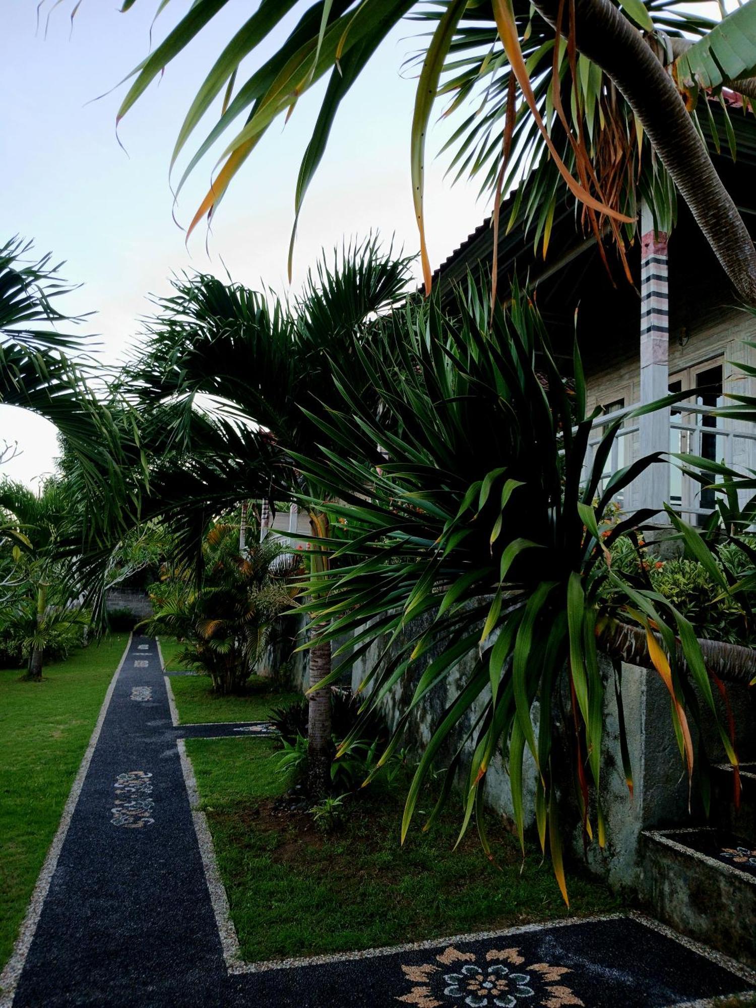 Mesari Hut Lembongan Hotel Exterior foto